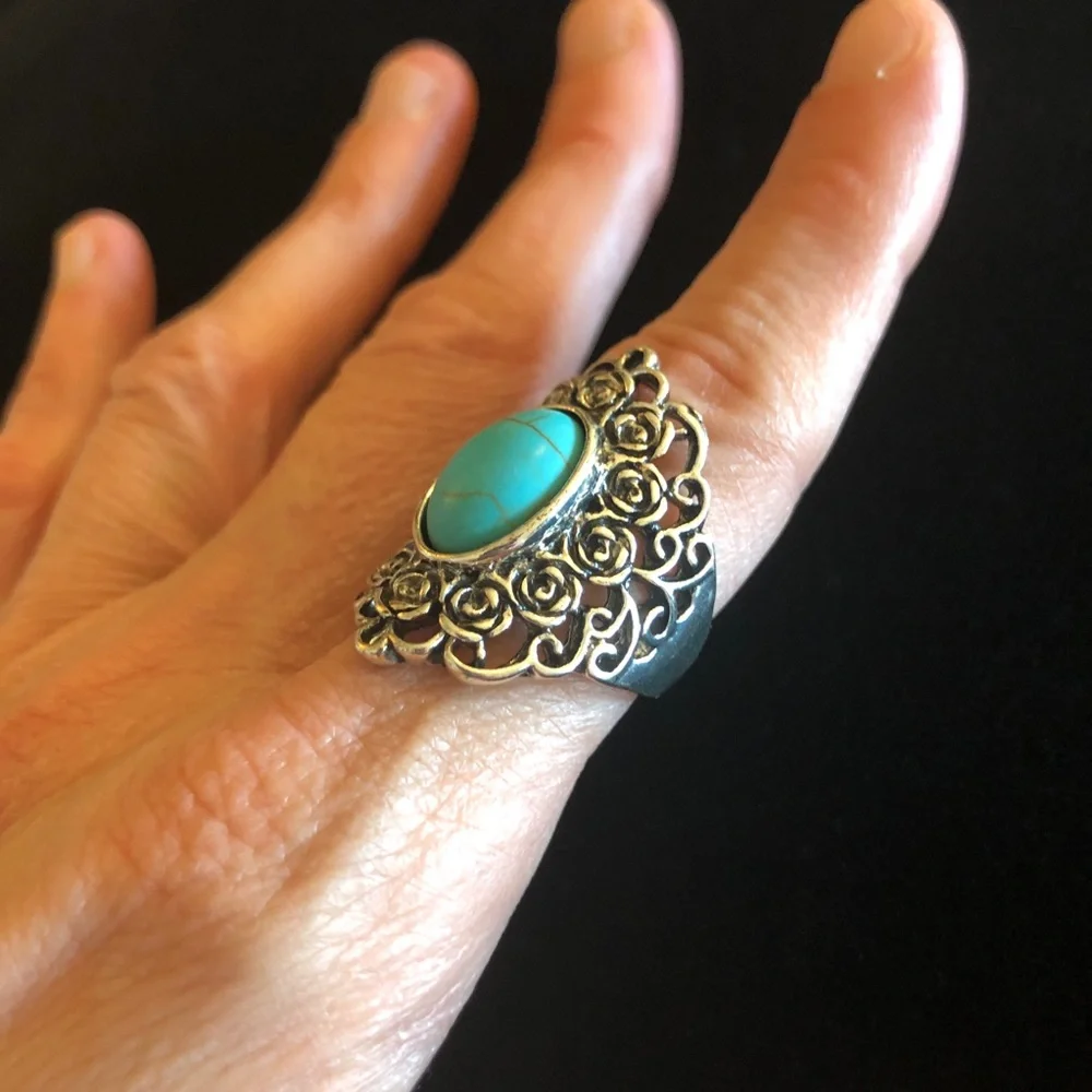 Silver-Tone Floral Ring with Turquoise Cabochon